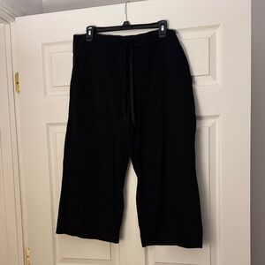 Athletics world wide leg cropped sweatpants